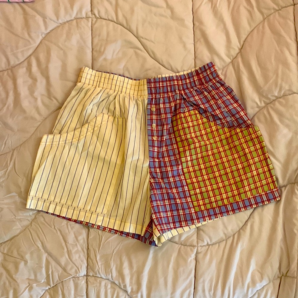 NWOT, set of urban outfitters shorts! Super comfortable just don’t fit me right.